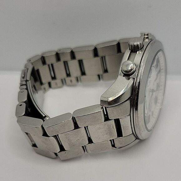 Michael Kors MK5290 Men's Silver Stainless Steel Analog Dial Quartz Watch AM518 - Picture 10 of 11